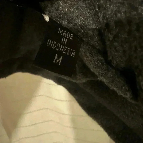 ZeroXposur Women’s Reversible Full Zip Vest - Picture 9 of 10